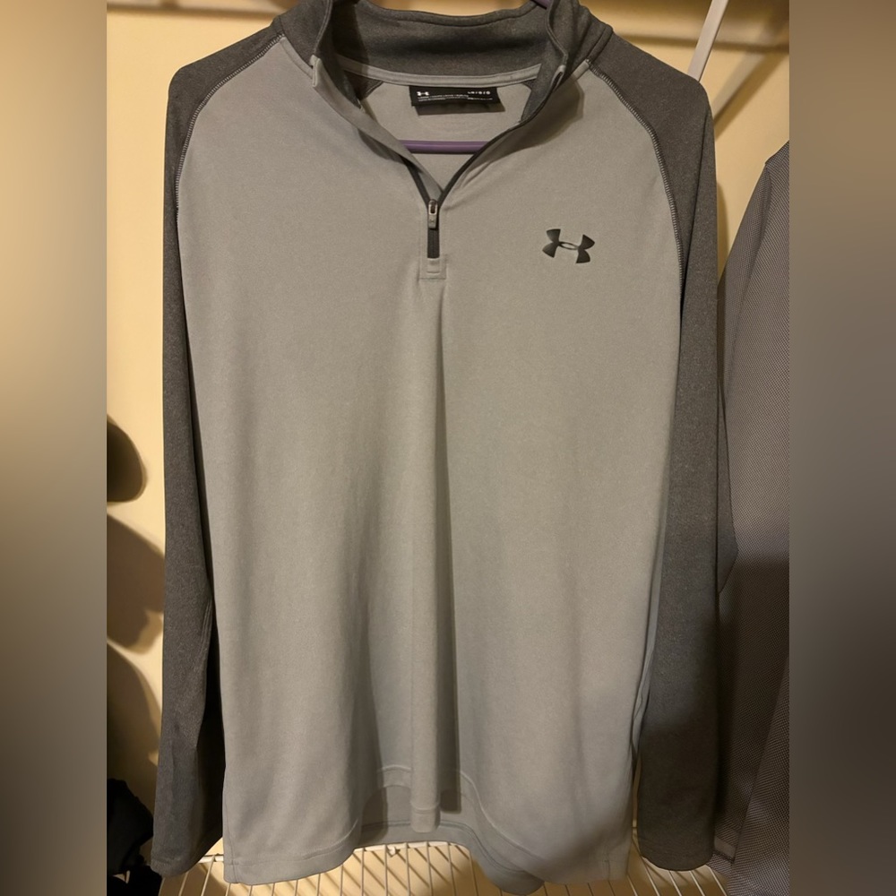 Under Armour Loose fit Quarter Zip Sweater